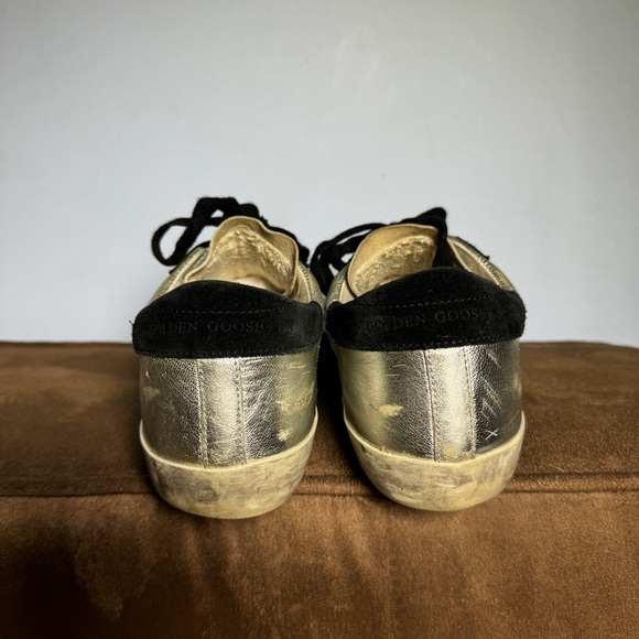 Golden Goose Superstar Sneakers Round Toe Lace Up Low Top Leather in Silver - Picture 11 of 15